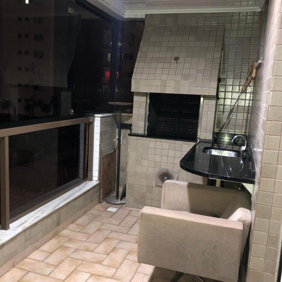 Apto A 30M Da Praia Sobre Shopping Atlantico Balneario Camboriu Bagian luar foto
